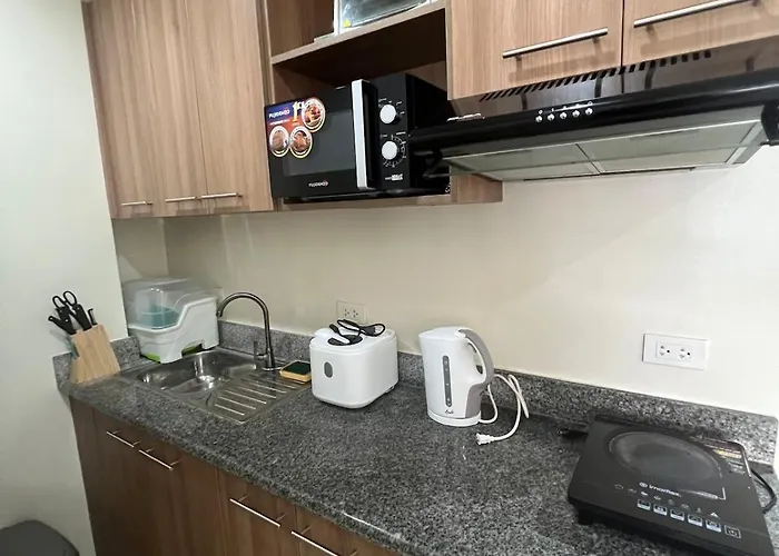 Cozy & Affordable 1br By Aika, Across Oakridge Apartment *